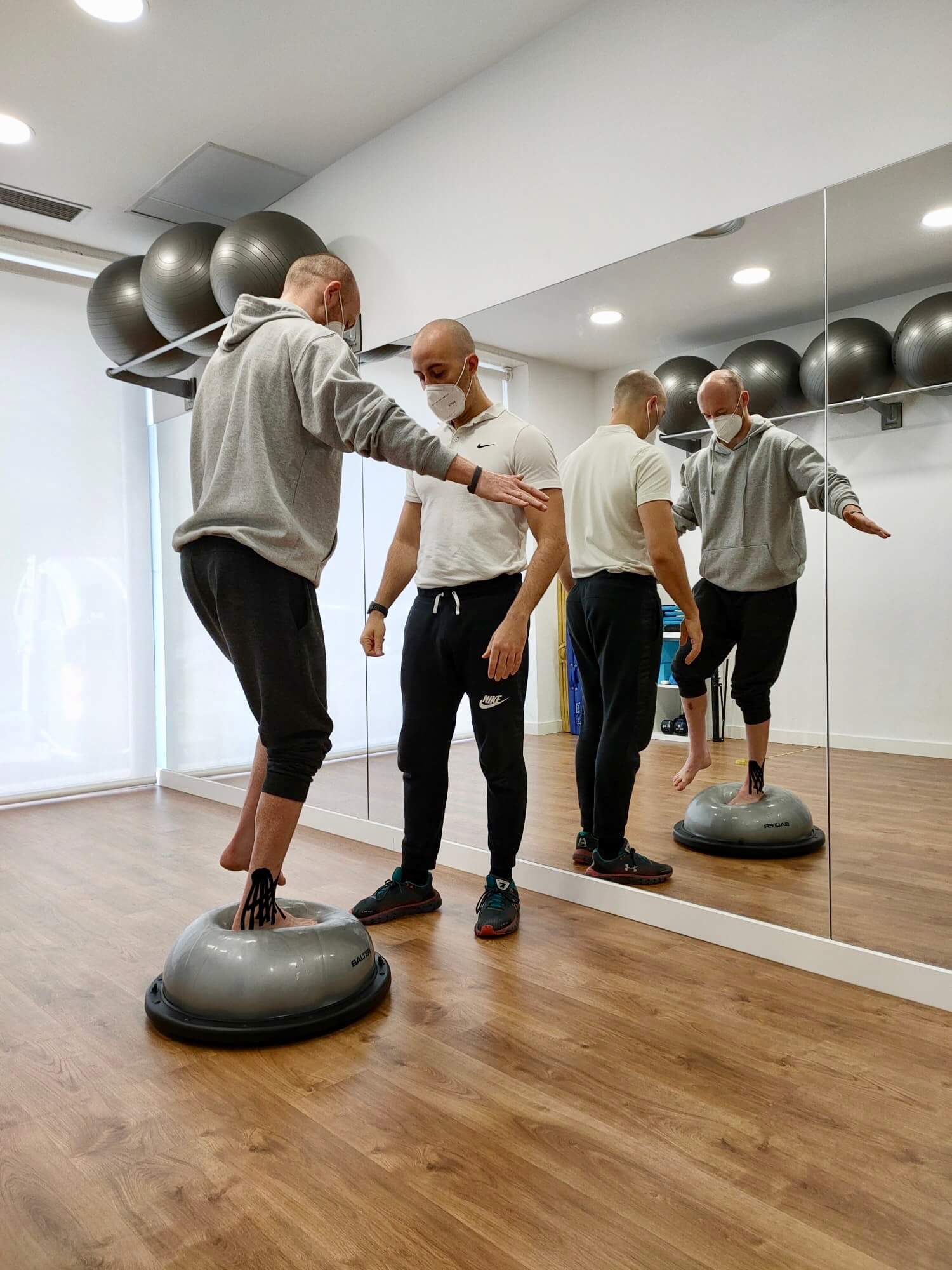 Cómo tratar la tendinitis de pata de ganso